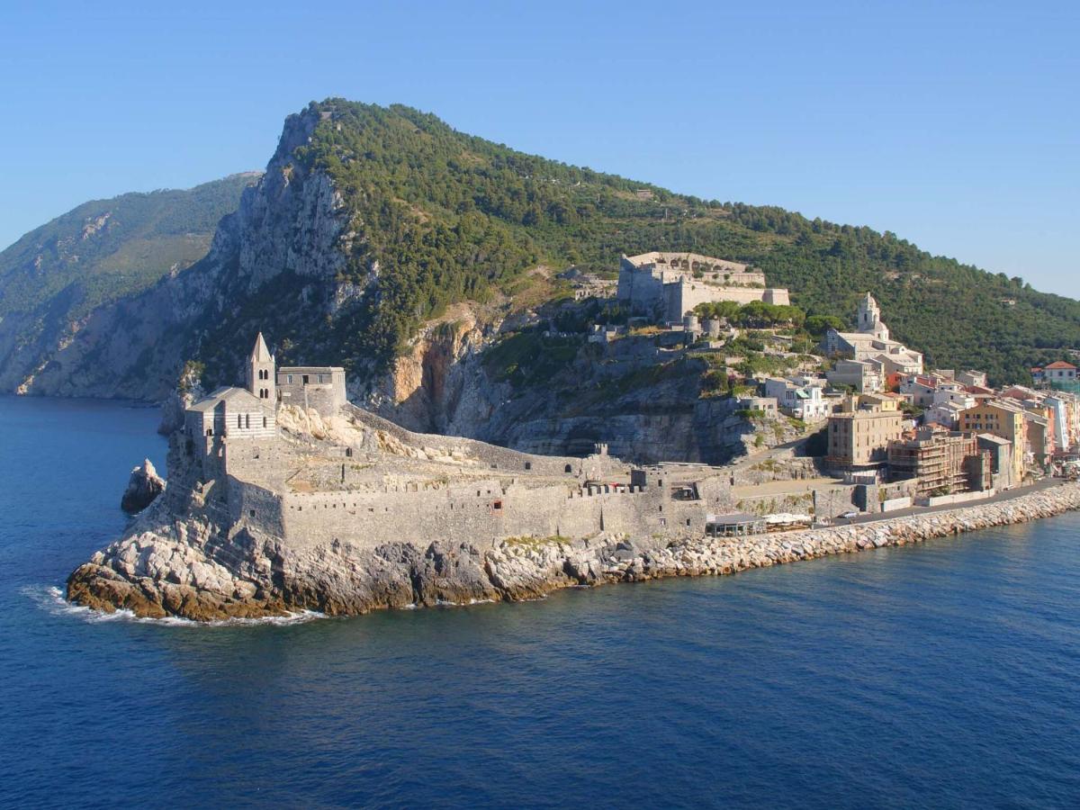 レーリチ L'Oasi Tra Mare E Montiヴィラ エクステリア 写真